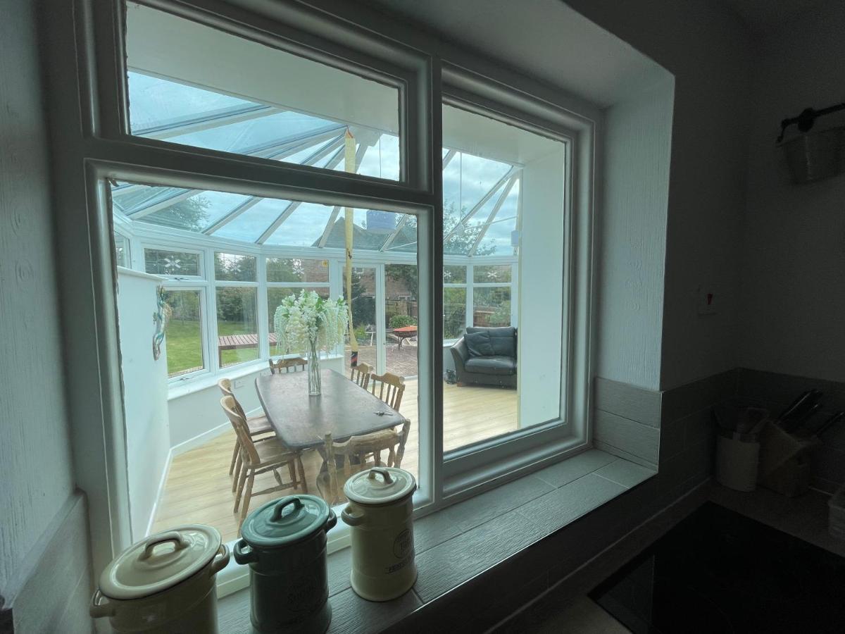 3 Bed Bungalow In Winchcombe, Cotswolds,Gloucester Exterior foto